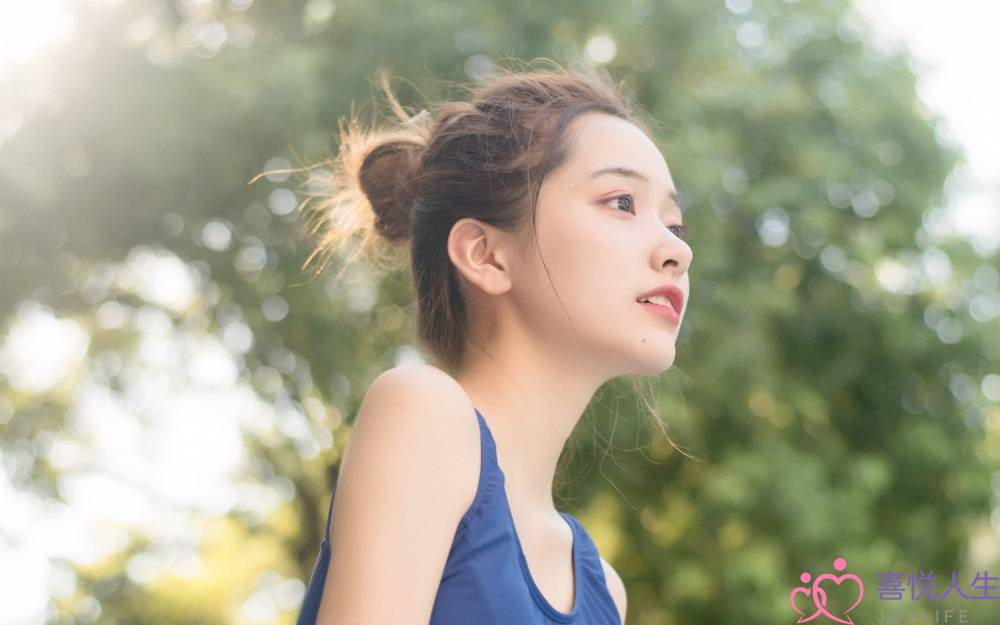 和刚认识的女孩怎么聊天